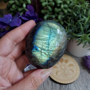 Labradorite palm stone, large, worry stone, crystals, pocket stones, chakra stones, natural stone, spiritual, stress relief, #8