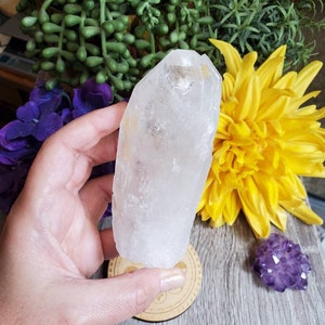 Clear quartz crystal point, 11.87 oz, extra quality, meditation, altar decoration, crystals, healing crystals, natural crystal, #J46