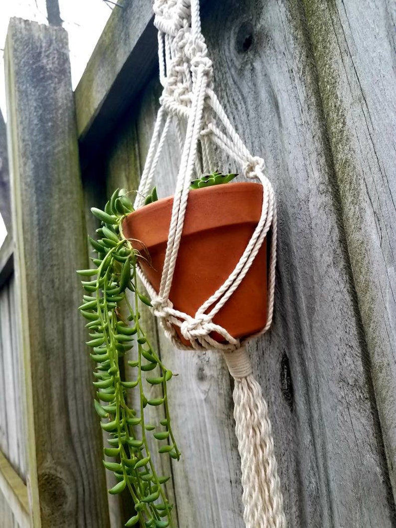hanging planter plant holder rustic boheme boho decor small Set of 3 macrame plant hangers cottage chic window decoration