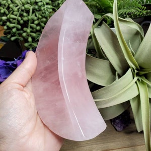 Large rose quartz crescent moon dish, 1 lb 2.75oz, jewelry dish, pink, crystal dish, love stone, heart chakra, natural stone, boho decor, 1 image 3