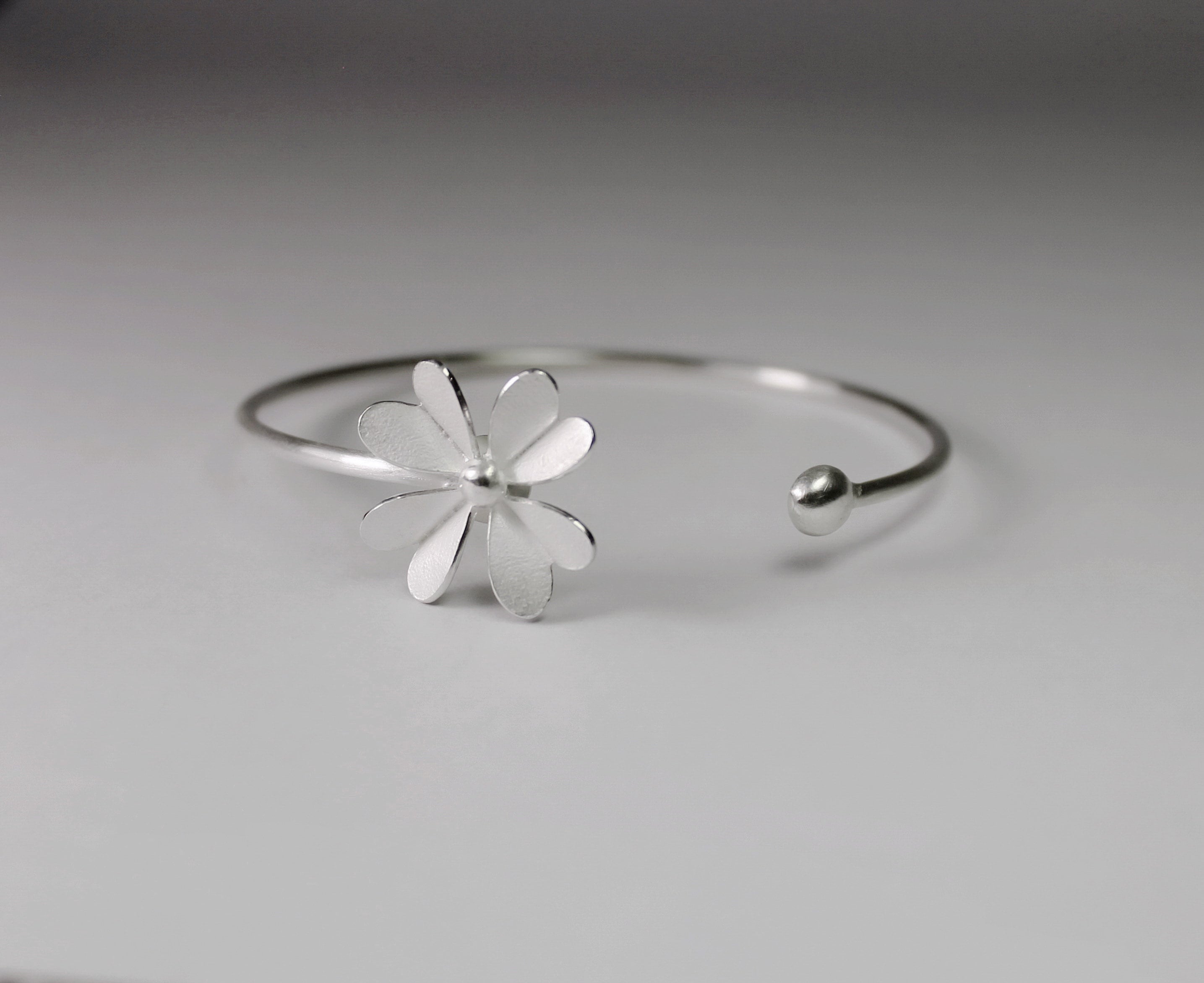 Four-leaf Clover Lucky Clover Silver Bangle Handmade - Etsy