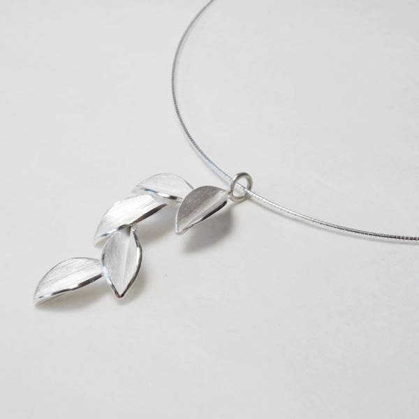 Nature-Foliage-Silver Necklace/ handmade,vertical style