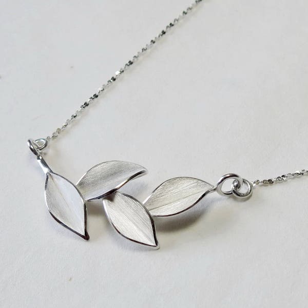 Nature-Foliage-Silver Necklace/ handmade,horizonal style