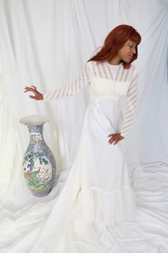 Daydream 1960s Wedding Dress - image 3