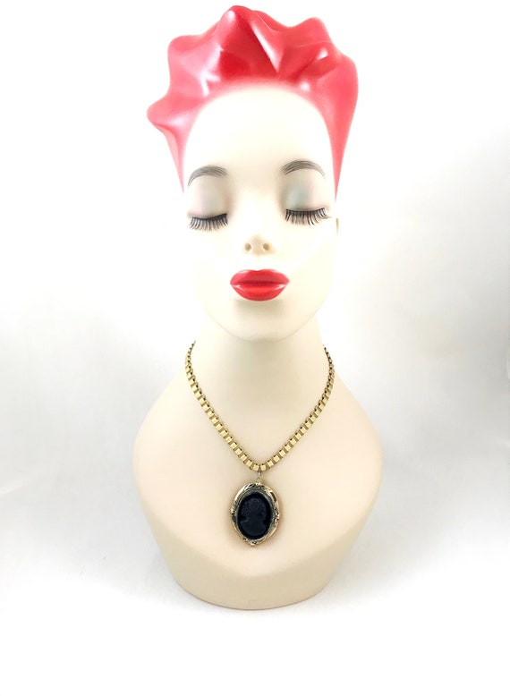 Vintage CORO Cameo Pendent Necklace Book Chain Nec