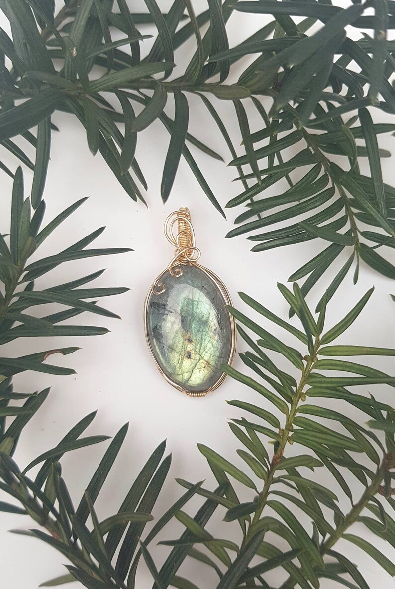 Wirewrapped gold labradorite necklace Wire wrapped labradorite jewelry Gold filled wirewrapped jewellery Gold labradorite pendant