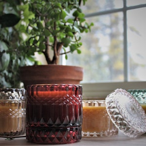 Beeswax candle in vintage style colored glass jar with wooden wick image 4