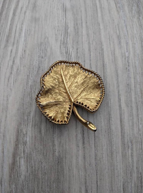 BSK Lacy Textured Gold Tone Metal Leaf Brooch