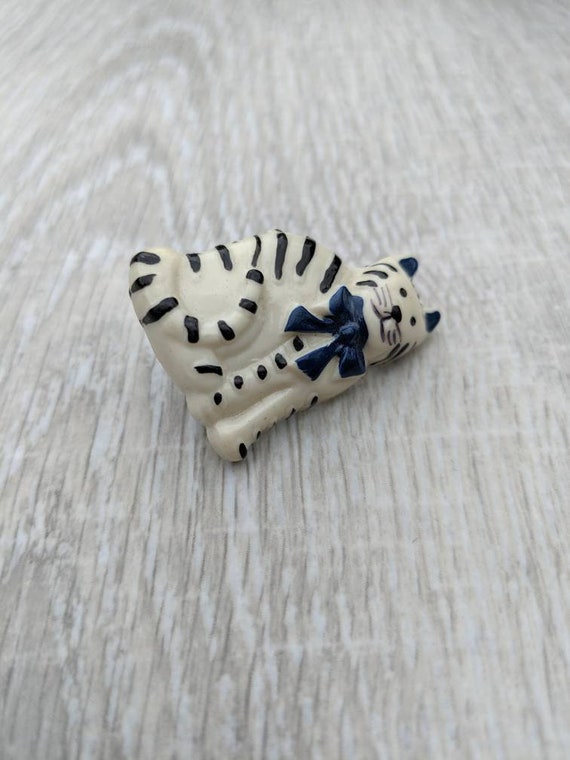 White Resin Cat with Black Stripes and a Navy Blu… - image 8