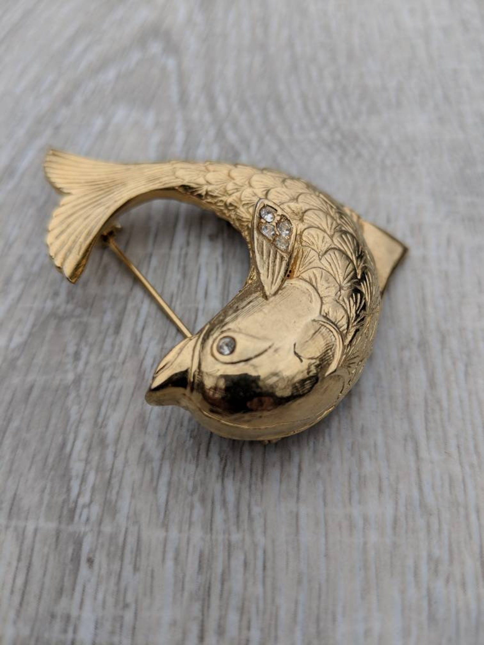 Rhinestone and Gold Tone Leaping Fish Brooch - Etsy