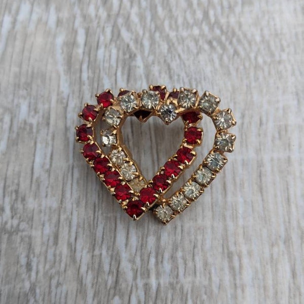 Blood Red and Clear Rhinestone and Gold Tone Interlocking Hearts Brooch