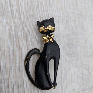 Matte Black Enamel and Rhinestone Cat Wearing a Ribbon Bow Brooch - Etsy