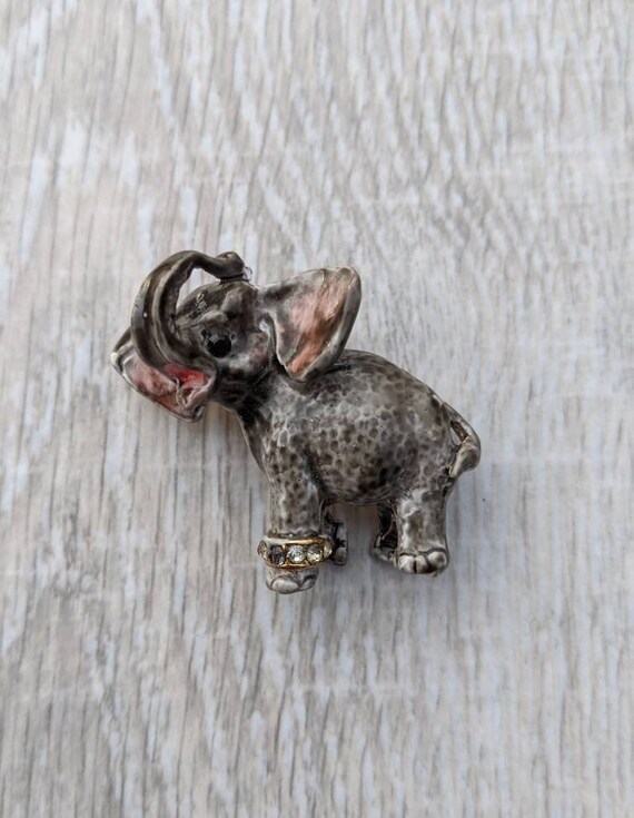 Ciner 1940s or 1950s Stone Grey and Pink Enamel, J