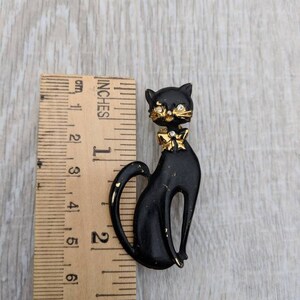 Matte Black Enamel and Rhinestone Cat Wearing a Ribbon Bow Brooch - Etsy