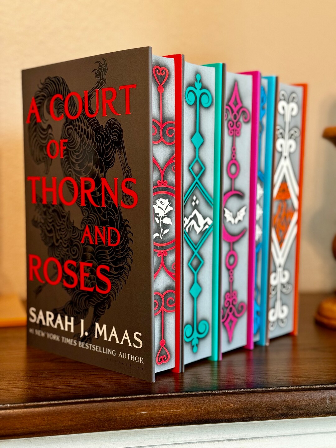 A Court of Thorns and Roses Paperback Box Set: 9781526657077