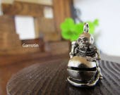 Skull pendant top with wooden fish