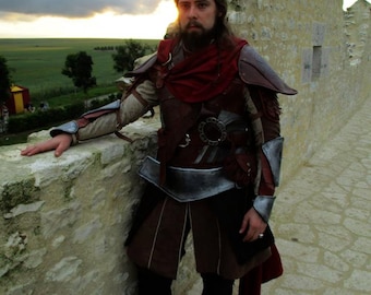 Armadura de cuero grabada Moërgen hecha a medida