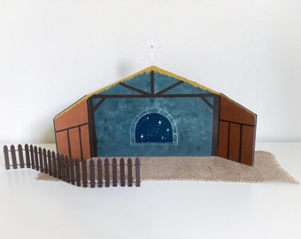 Nativity Stable Backdrop: Peg Doll Manger Scene with Fence