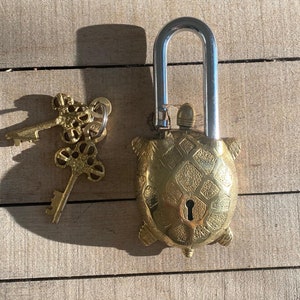 Brass Turtle Gate Lock W/ 2 Brass Keys - Etsy