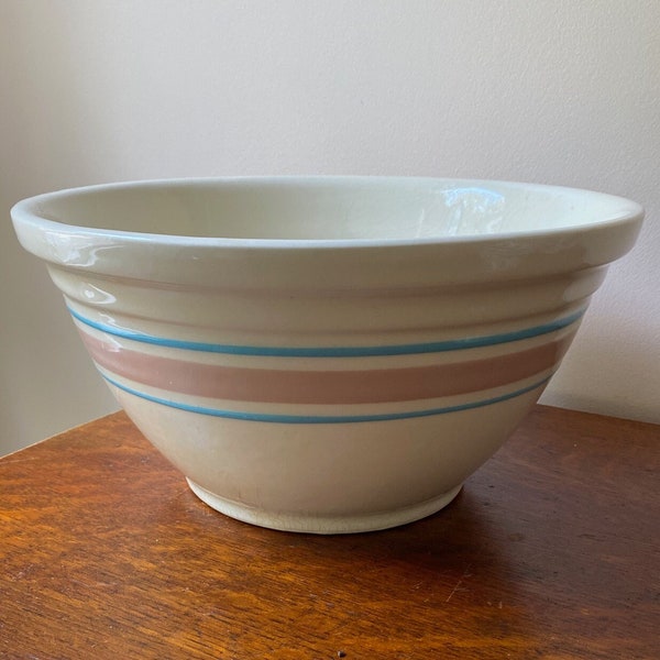 Vintage 12" Mixing Bowl ~