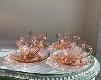 Set of 4 ~ French Pink Swirl Teacup w/ Saucer ~Arcoroc