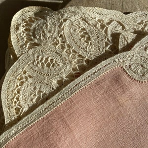 Vintage Pink Linen & Brussels Lace Placemat Set image 4