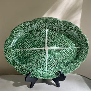 Bordallo Pinheiro Ovale Servierplatte