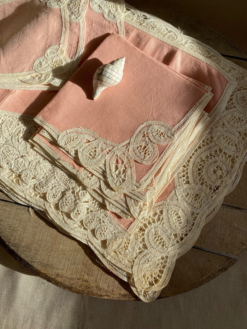 Vintage Pink Linen & Brussels Lace Placemat Set image 1