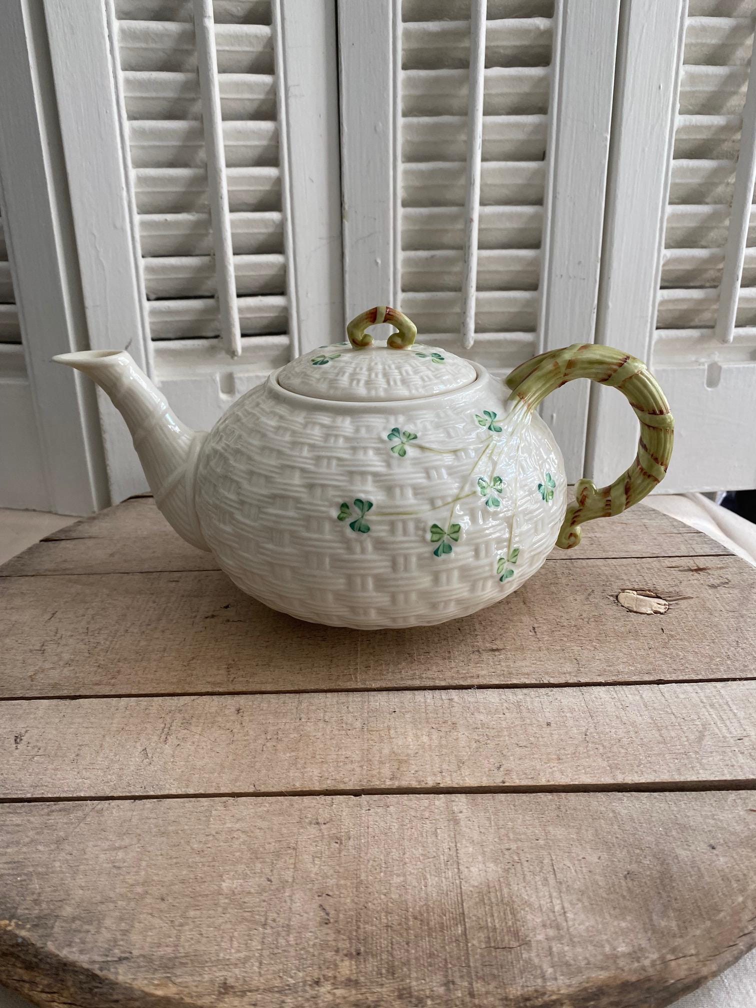 Belleek Shamrock - Etsy