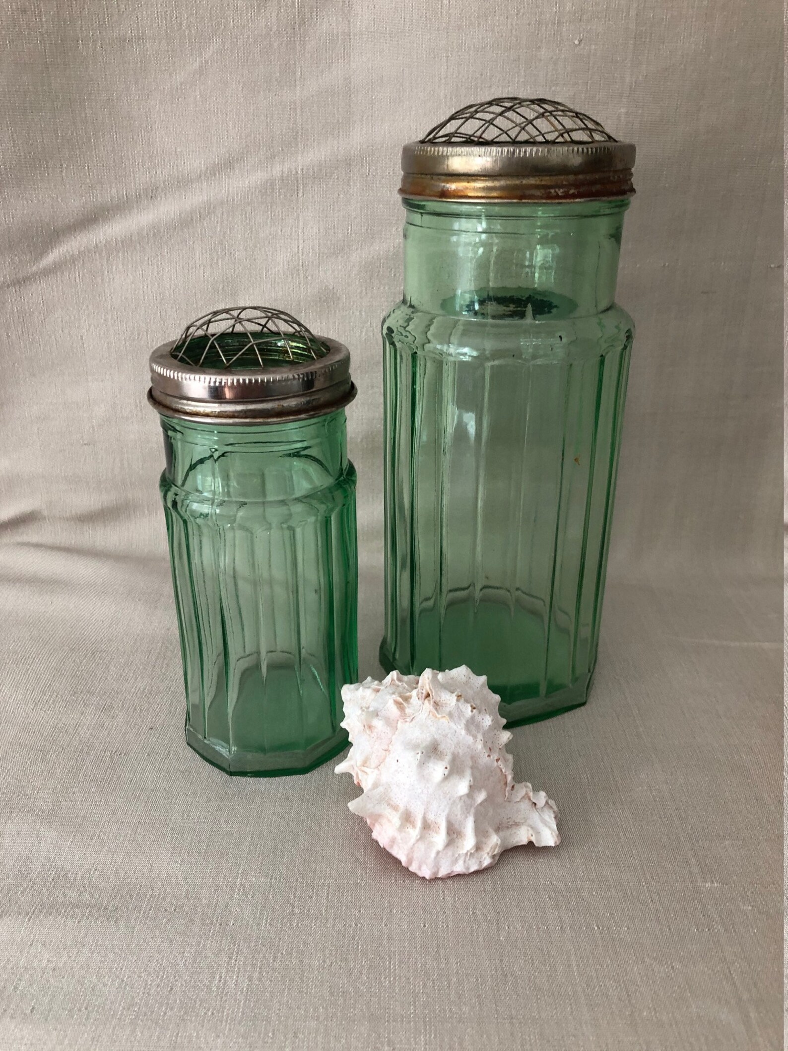Vintage Green Flower Vase Set 2 Etsy