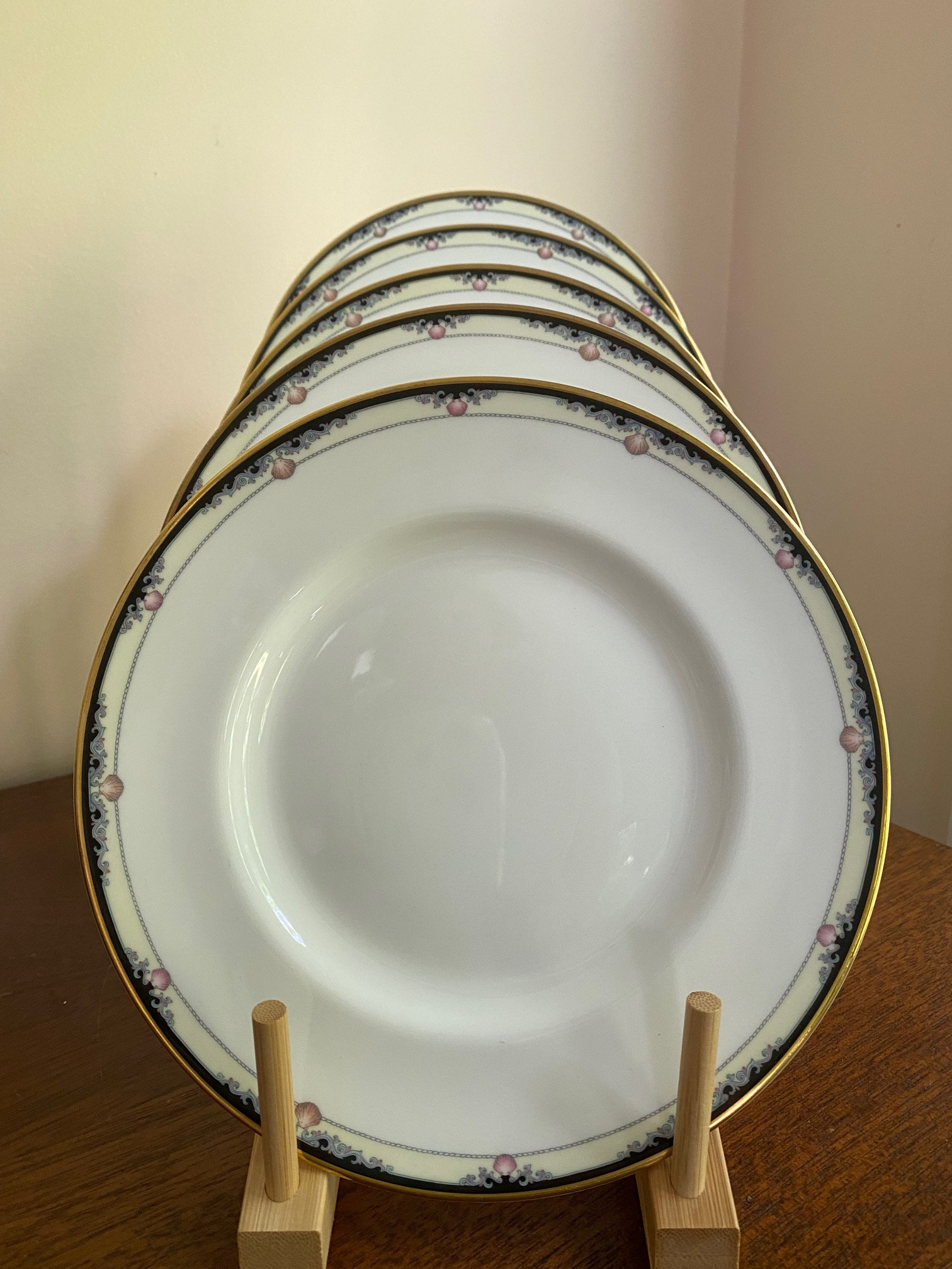 ロイヤルダルトン　Rhodes Royal Doulton England H 5099 RHODES 10.5