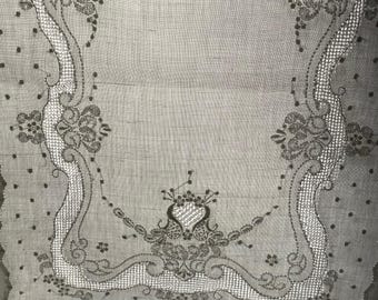 16&quot; x 36&quot; Madeira Hand Embroidered Table Runner