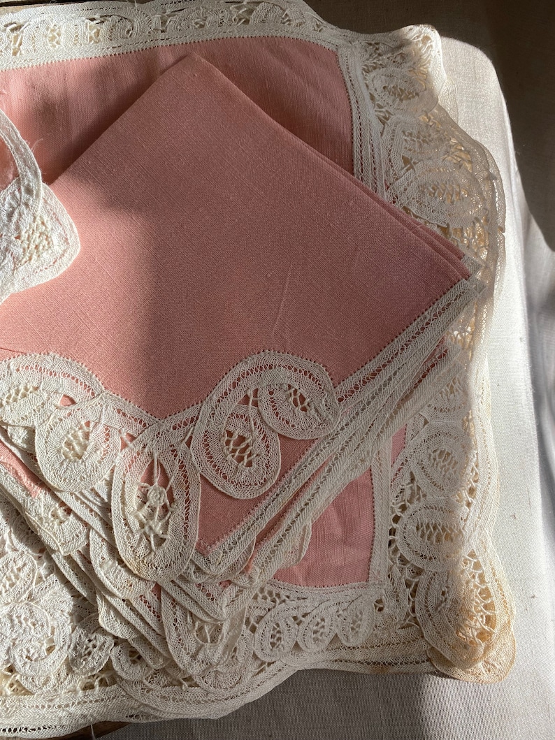 Vintage Pink Linen & Brussels Lace Placemat Set image 2