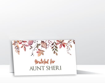 Tarjetas de lugar de Acción de Gracias con flores de otoño / Tarjetas de nombre editables / Plantilla de etiqueta de alimentos de otoño / Tarjetas de carpa de agradecimiento: editables en CORJL