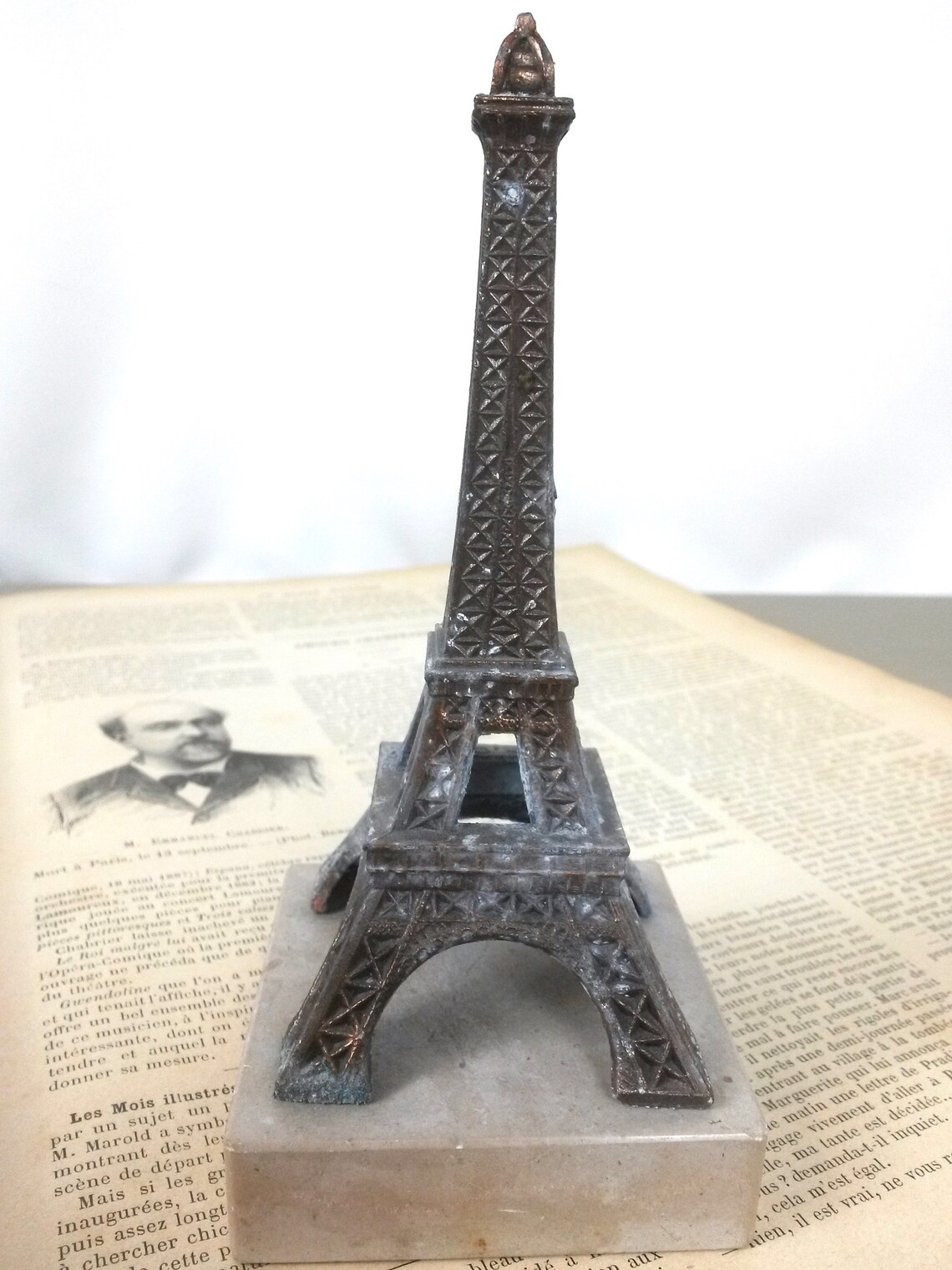 Paris Paperweight Eiffel Tower Paris Souvenirs Office Etsy