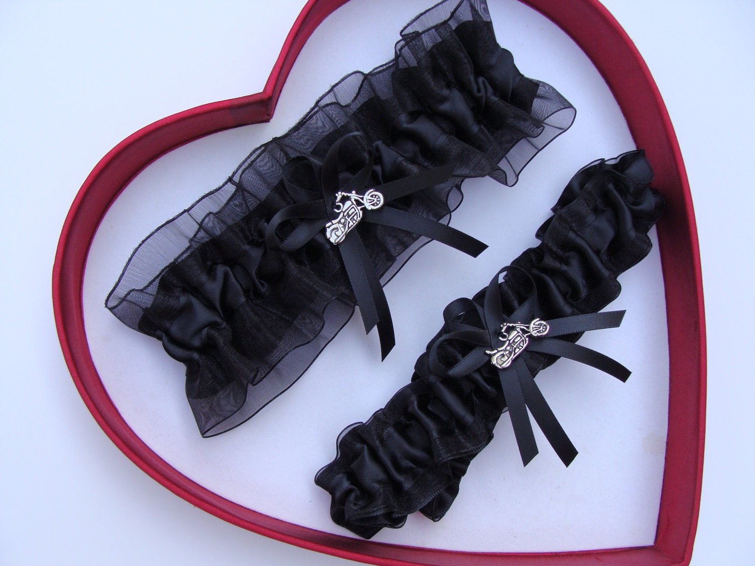 Bat Garter - Etsy