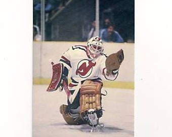 CustomCat New Jersey Devils Retro 90's NHL Crewneck Sweatshirt Ash / M