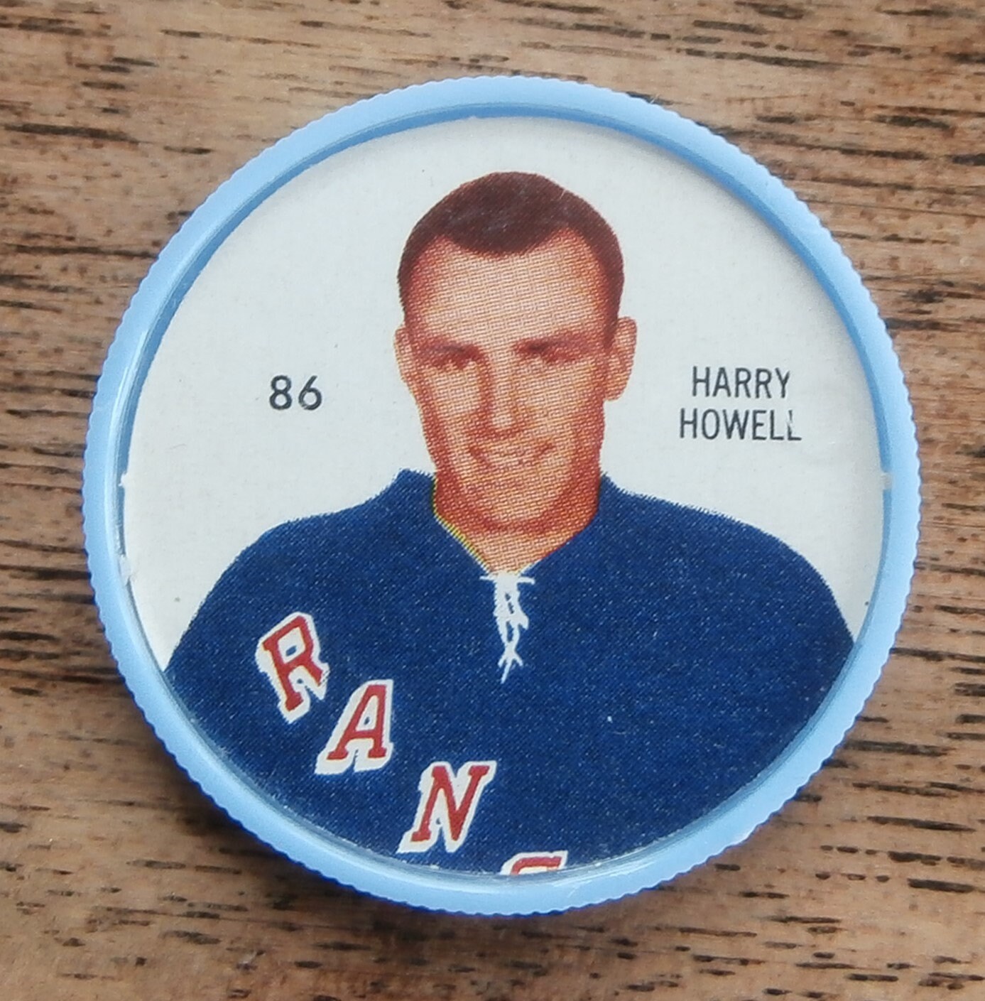 1960-61 Shirriff Plastic Hockey Coin New York Rangers #86 Harry Howell