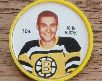 1960-61 Shirriff Plastic Hockey Coin Boston Bruins #104 John Bucyk