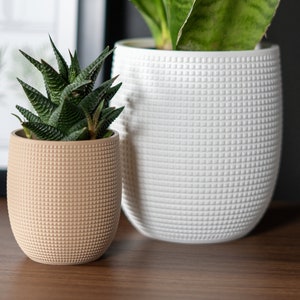 Tabletop Planter with Hidden Drip Tray - The Grid