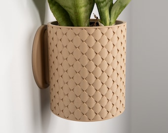 Wall Planter with Hidden Drip Tray - Quilted Planter