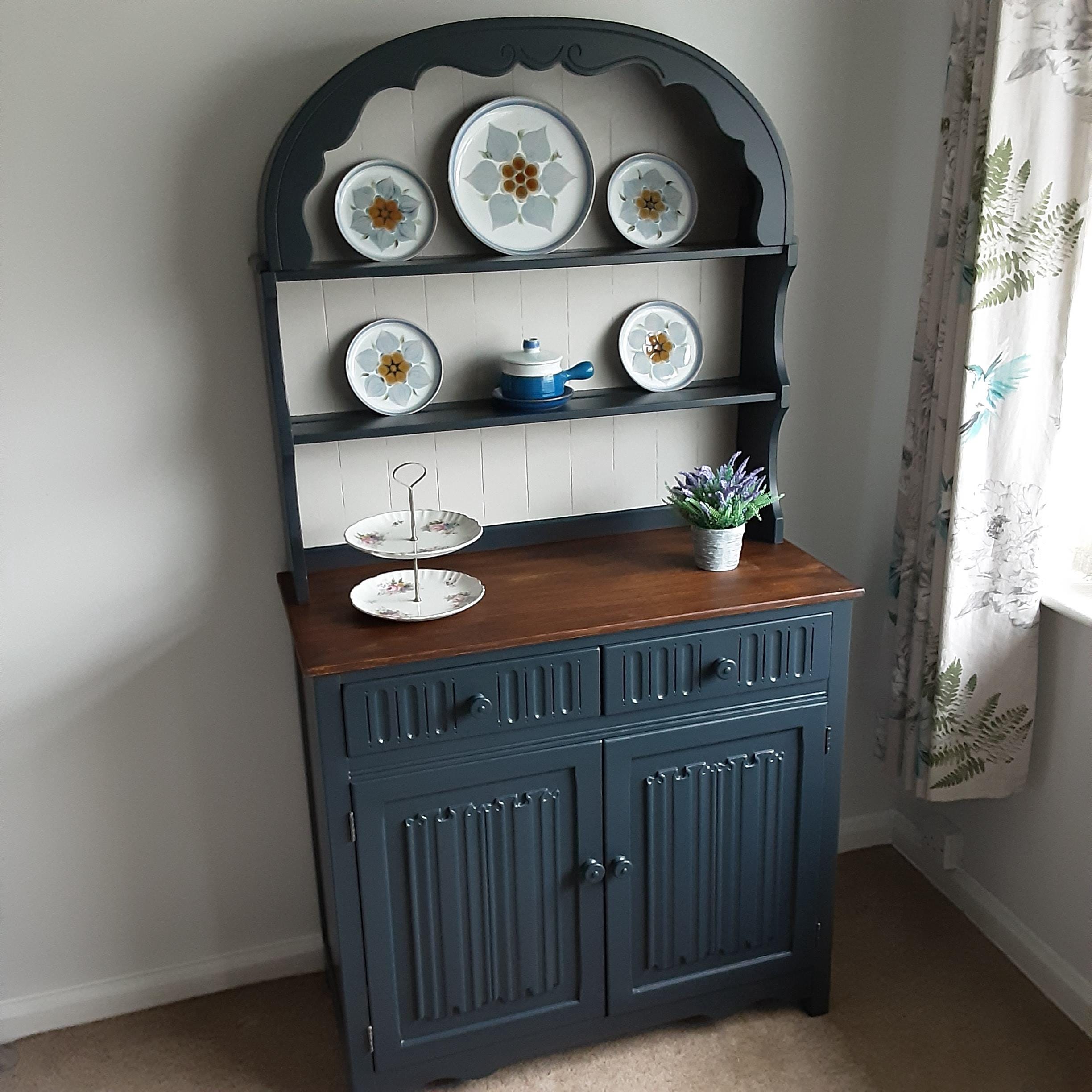 welsh dresser Old Charm Welsh Dresser