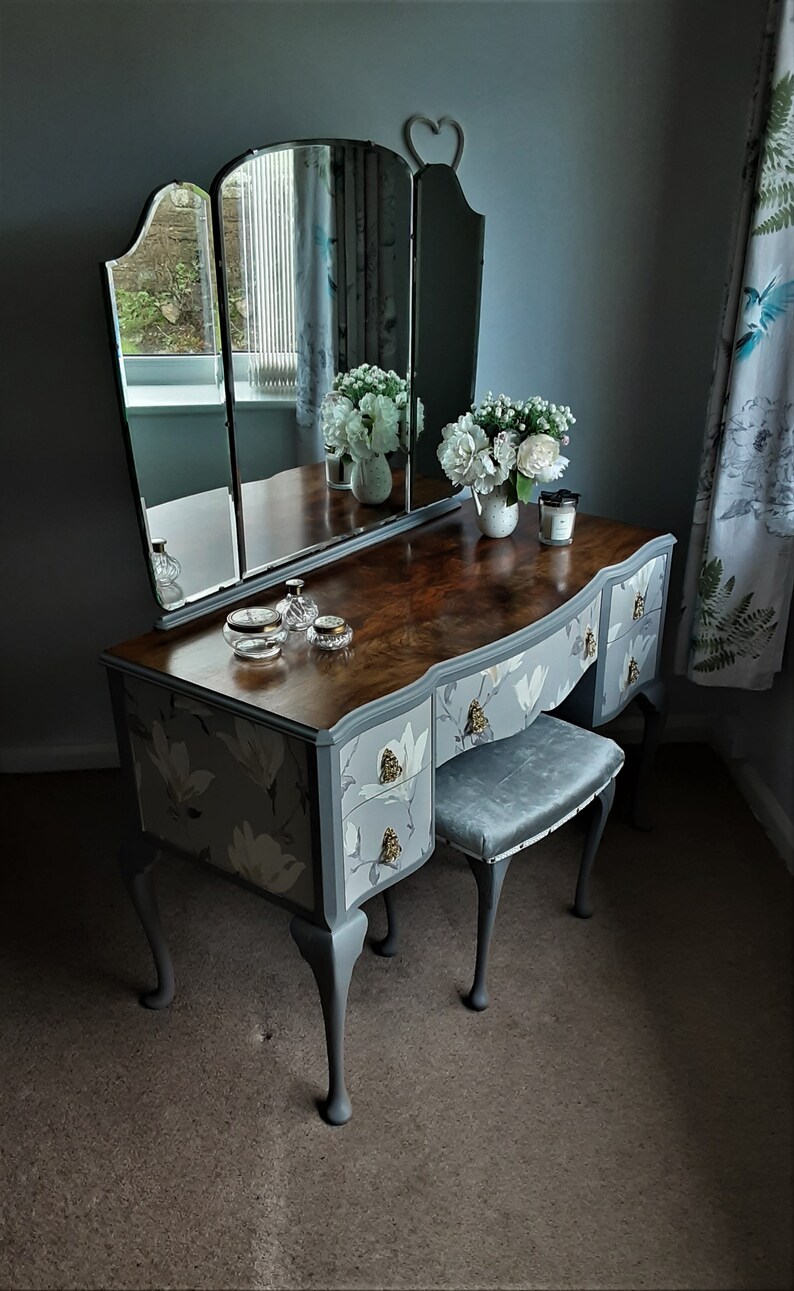 Queen Anne Style Dressing Table, Mirrors and Stool. Etsy UK