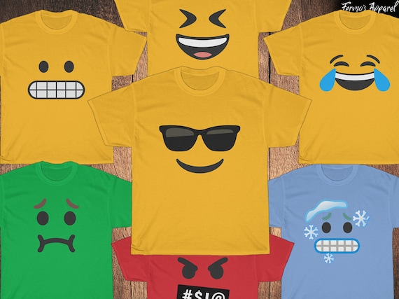 Smiling Cowboy Hat Face Emojis Emoticon Halloween Costume T-Shirt Smiling Cowboy Hat Face Emojis Emoticon Halloween Costume T-Shirt