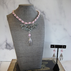 Bat Choker - Pink Velvet Bat Choker - Gothic Style Bat Choker - Vintage Style - Steampunk - Art Deco Bat Choker - Women&#39;s Gifts