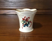 Lenox Winter Greetings Small Scallop Flared Vase Catherine McClung Holiday