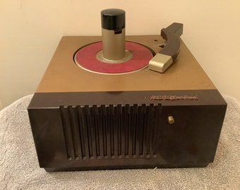 Vintage 1950s RCA Victor 45rpm Record Player Model EY-2 For Restoration Or Parts ( Not Tested )