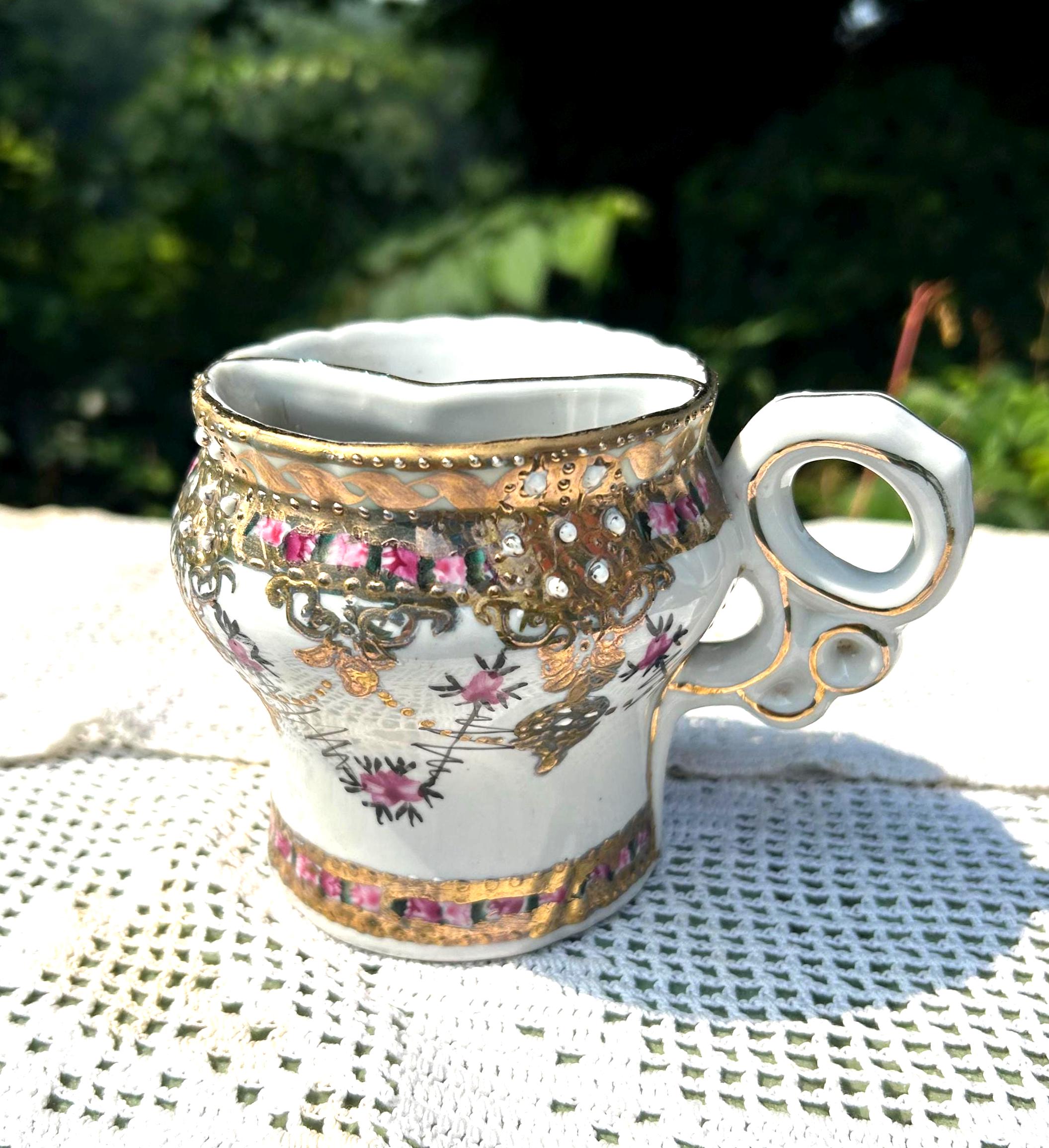 アンティークムスタッシュカップ&ソーサー アンティークムスタッシュカップ&ソーサー - メルカリ