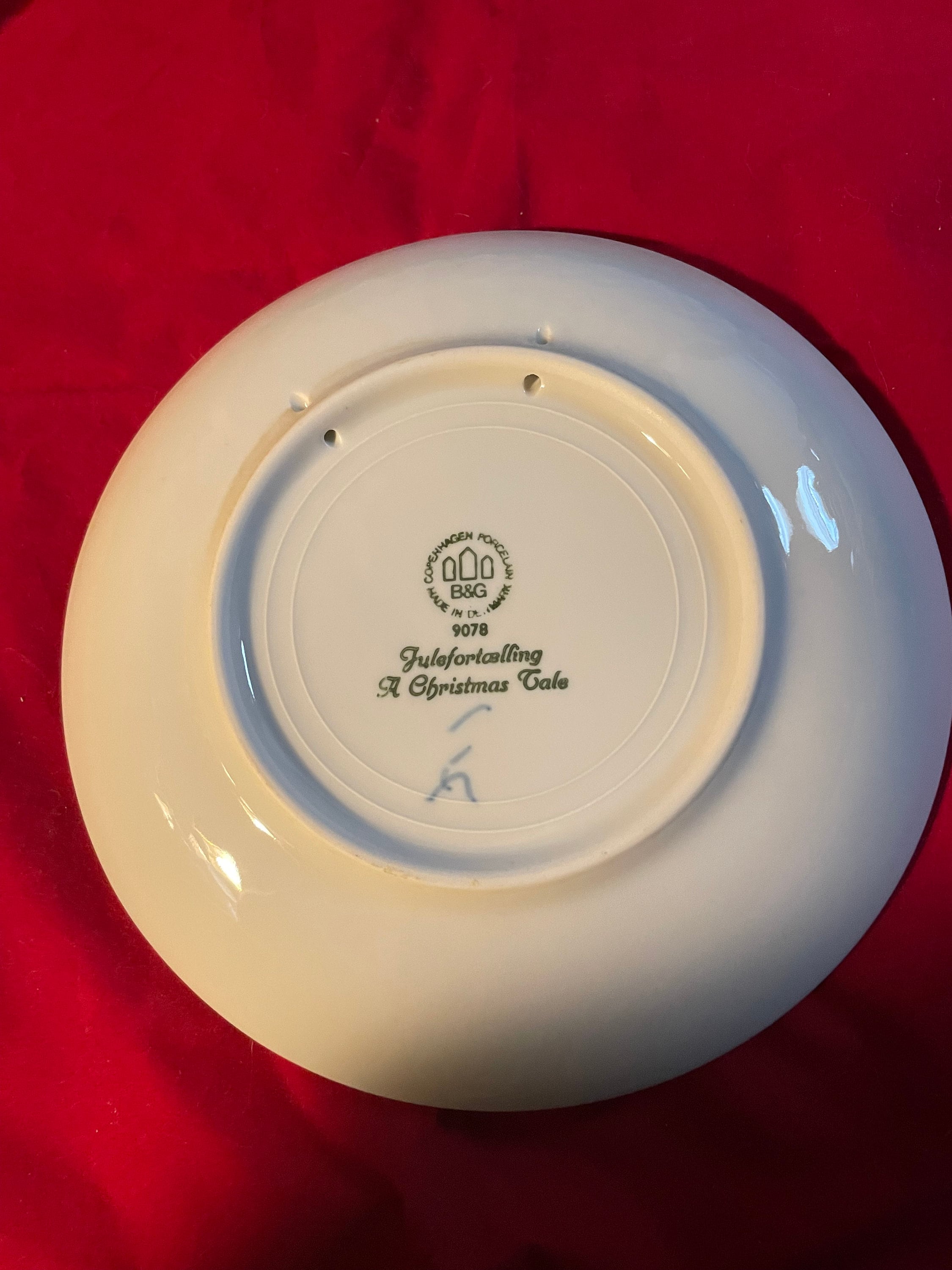 クリスマスプレート 1978年 1978年 ロイヤルコペンハーゲン B&G「クリスマスの物語」コバルト