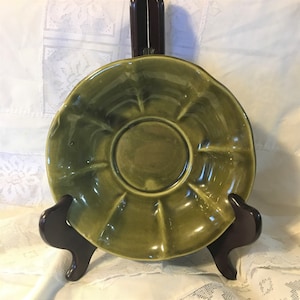 Vintage McCoy Pottery Avocado Green Scalloped Bowl 7 1/2" X 2-1/2 USA